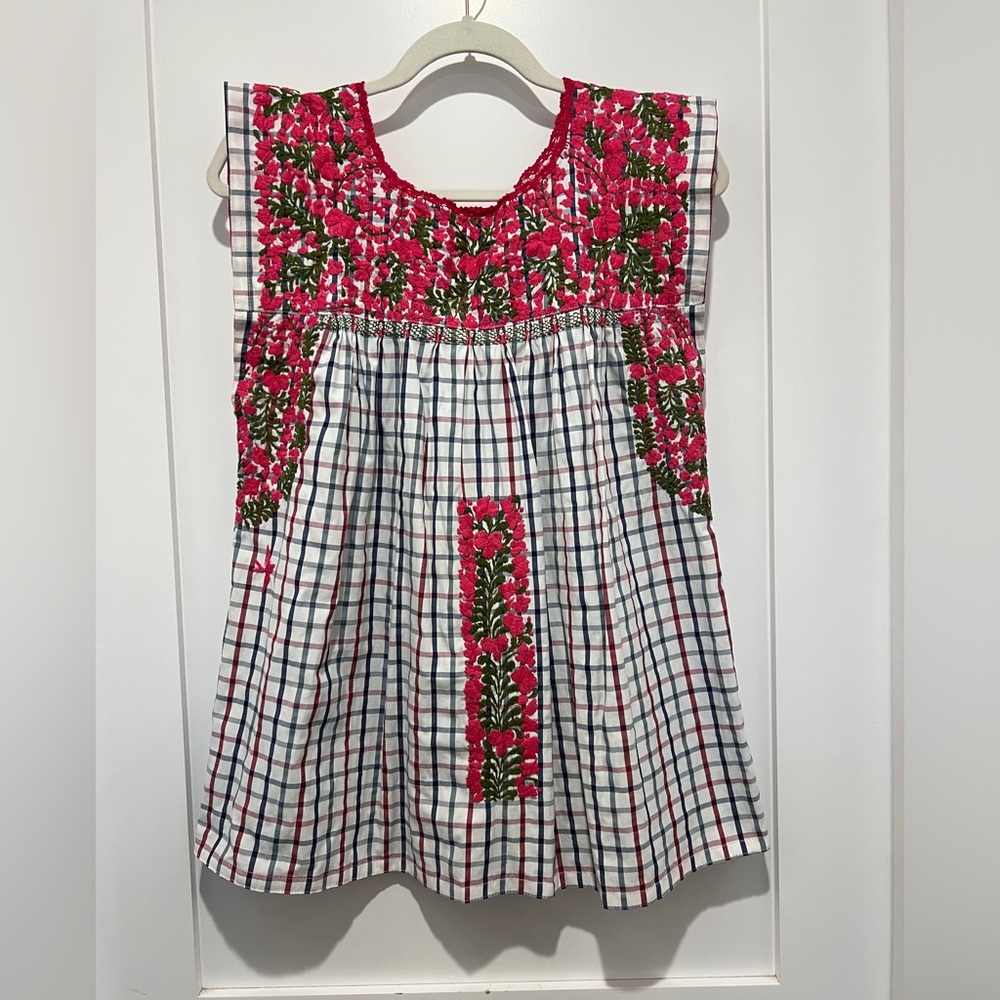 Mi Golondrina White Plaid Top with Pink & Green Floral Embroidery woman’s M